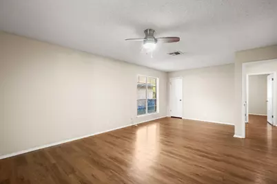 10703 Parkfield Drive, Austin, TX 78758 - Photo 4