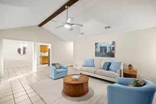 10703 Parkfield Dr, Austin, TX 78758 - Photo 6