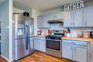 13021 Maidenhair Tr, Elgin, TX 78621 - Photo 8