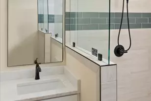 114 Rolling Hill, Horseshoe Bay, TX 78657 - Photo 18