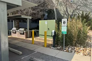 1601 E 5th St, Austin, TX 78702 - Photo 12