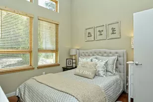 1601 E 5th St, Austin, TX 78702 - Photo 1