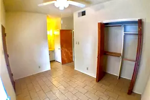 619 W 37th St, Austin, TX 78705 - Photo 2