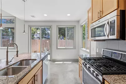 1527 Madison Avenue #B, Austin, TX 78757 - Photo 14