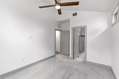 1527 Madison Avenue #B, Austin, TX 78757 - Photo 24