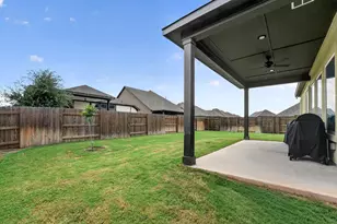 17817 Clairess Ln, Manor, TX 78653 - Photo 4