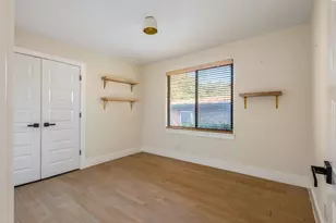 1604 Elmhurst Dr, Austin, TX 78741 - Photo 20