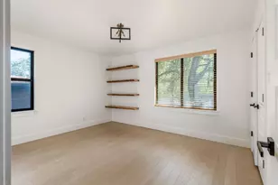 1604 Elmhurst Dr, Austin, TX 78741 - Photo 18