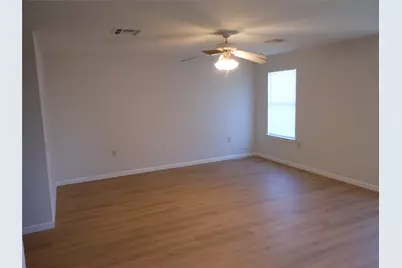 7424 Elk Pass Drive, Austin, TX 78744 - Photo 4