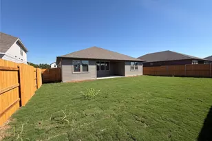 129 Divisadero Dr, Hutto, TX 78634 - Photo 10