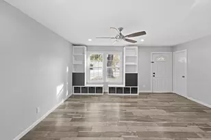 3100 Lynridge Dr, Austin, TX 78723 - Photo 4