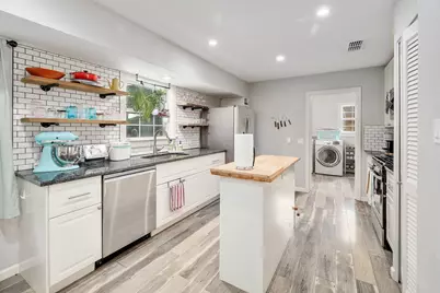 3100 Lynridge Drive, Austin, TX 78723 - Photo 14