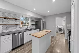 3100 Lynridge Dr, Austin, TX 78723 - Photo 10