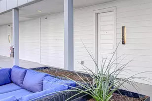 2220 Webberville Rd, Austin, TX 78702 - Photo 2