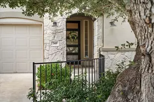 749 Jacksdaw Dr, Austin, TX 78737 - Photo 30