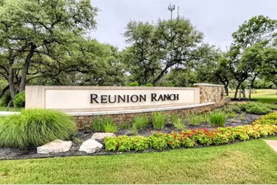 749 Jacksdaw Drive, Austin, TX 78737 - Photo 2