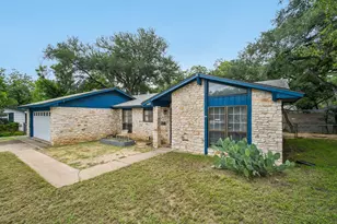 5409 Hunters Glen, Austin, TX 78745 - Photo 2