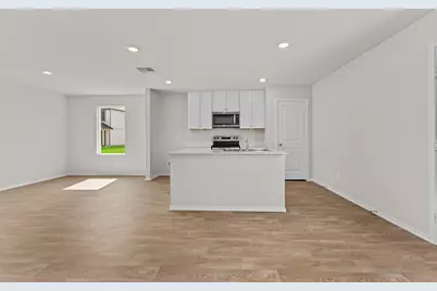 2203 Lionheart Drive, Luling, TX 78648 - Photo 10