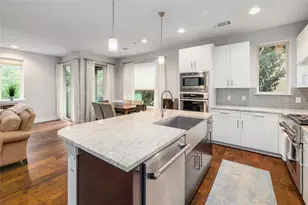 1205 Elm St, Austin, TX 78703 - Photo 10