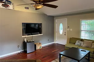 922 E 50th St, Austin, TX 78751 - Photo 8