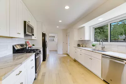 9203 Quail Rock Circle, Austin, TX 78758 - Photo 6