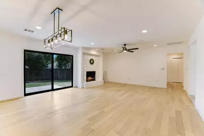 9203 Quail Rock Circle, Austin, TX 78758 - Photo 6