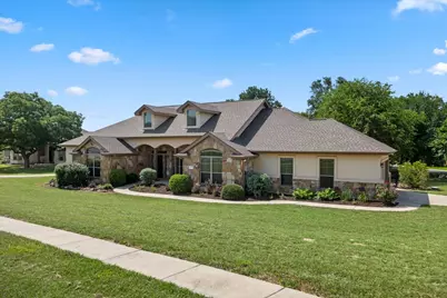 601 Pheasant Meadow, Liberty Hill, TX 78642 - Photo 2