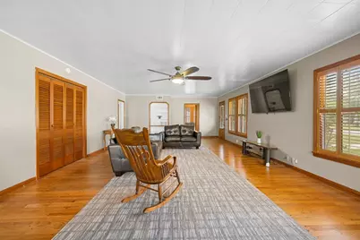 500 W Austin Street, Luling, TX 78648 - Photo 10
