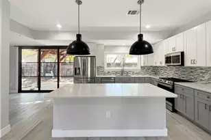 9614 Newfoundland Cir, Austin, TX 78758 - Photo 6