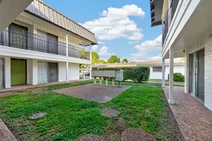 620 W 51st St, Austin, TX 78751 - Photo 12