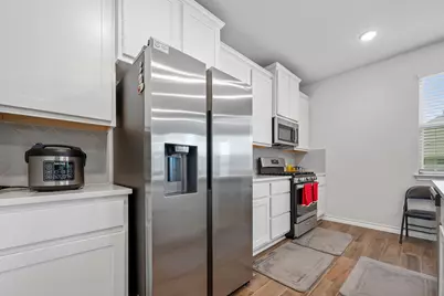 6605 Folsom Avenue, Pflugerville, TX 78660 - Photo 14