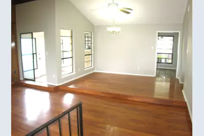 504 Greenway Drive, Pflugerville, TX 78660 - Photo 4