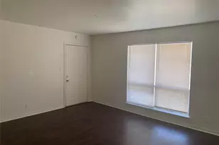 1918 Hearthstone Dr, Austin, TX 78757 - Photo 2