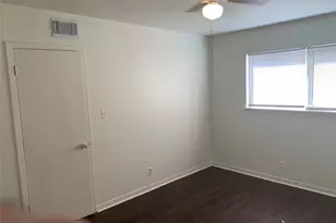 1918 Hearthstone Dr, Austin, TX 78757 - Photo 10