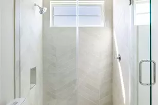 1802 Overhill Dr, Austin, TX 78721 - Photo 32