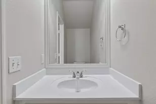 10608 Plains Trail, Austin, TX 78758 - Photo 20