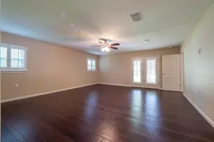 11905 Mustang Chase Dr, Austin, TX 78727 - Photo 14