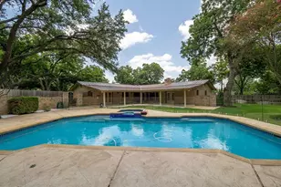 11905 Mustang Chase Dr, Austin, TX 78727 - Photo 2
