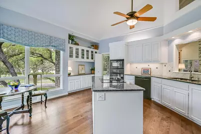 3901 Prentice Lane, Austin, TX 78746 - Photo 8