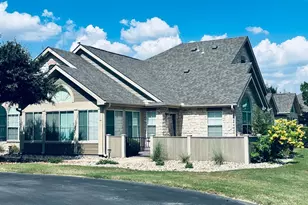 30 Wildwood Dr, Georgetown, TX 78633 - Photo 4