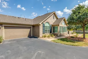 30 Wildwood Dr, Georgetown, TX 78633 - Photo 26