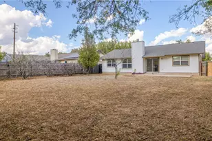 2201 Singletree Ave, Austin, TX 78727 - Photo 20