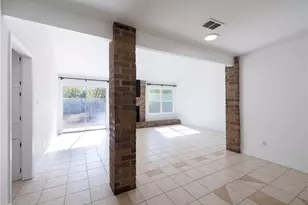 2201 Singletree Ave, Austin, TX 78727 - Photo 10