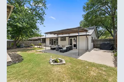 7004 Twisted Oaks Drive, Austin, TX 78745 - Photo 20