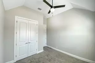 2243 Meadow Way St, New Braunfels, TX 78132 - Photo 10