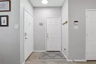 1481 E Old Settlers Blvd, Round Rock, TX 78664 - Photo 4