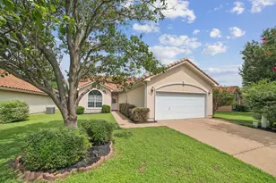 30319 Briarcrest Dr, Georgetown, TX 78628 - Photo 2