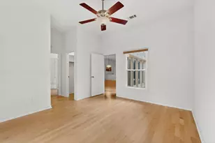 2203 Onion Creek Pkwy, Austin, TX 78747 - Photo 12