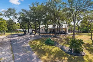 1127 Penion Dr, Austin, TX 78748 - Photo 4