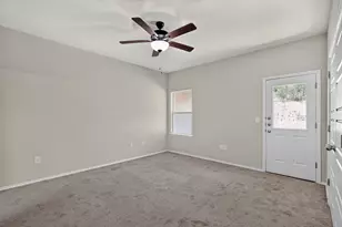 1733 Davidson Rnch Dr, Georgetown, TX 78626 - Photo 16